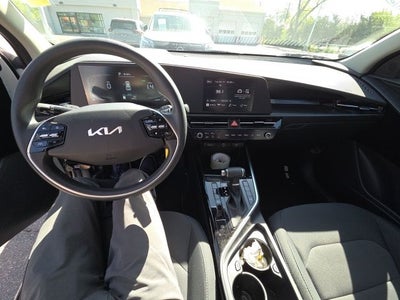2024 Kia Niro LX