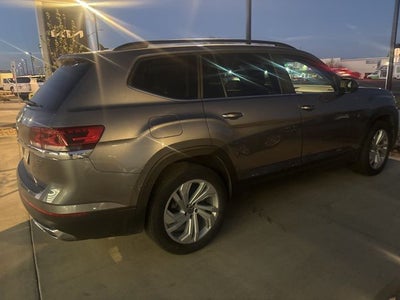2022 Volkswagen Atlas 2.0T SE w/Technology