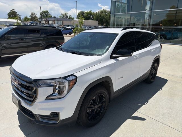 2023 GMC Terrain AT4 AWD's photo