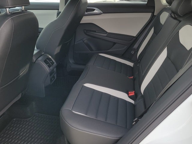 2025 Volkswagen Taos 1.5T SEL