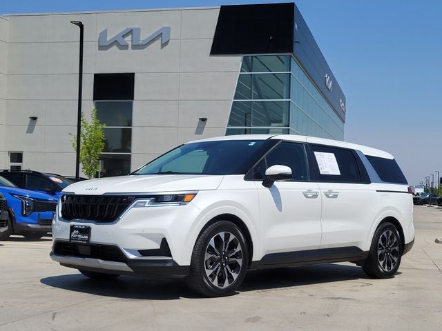 2024 Kia Sedona EX's photo