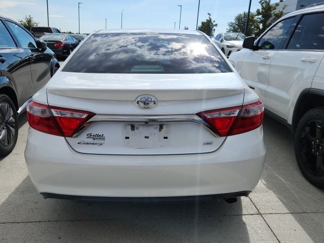 2016 Toyota Camry SE