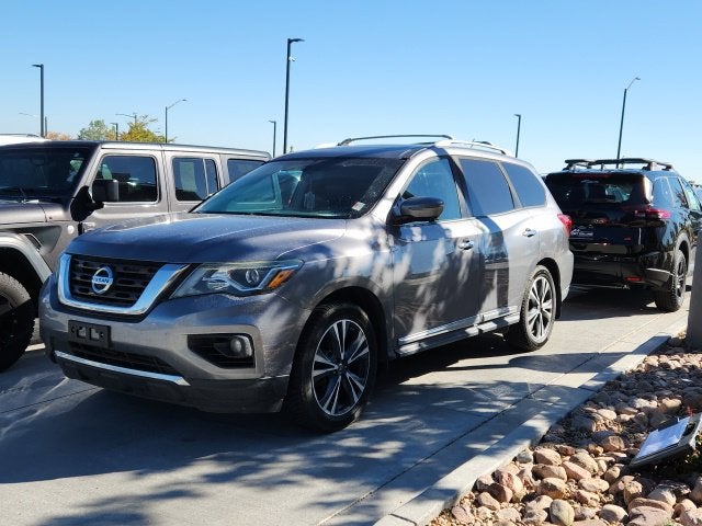 2017 Nissan Pathfinder Platinum