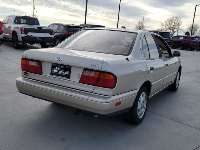 1993 INFINITI G20 Base